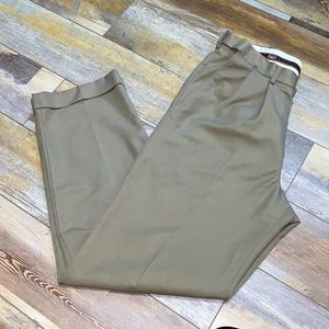 Haggar • Men’s Dress Pants • Size 32 X 32